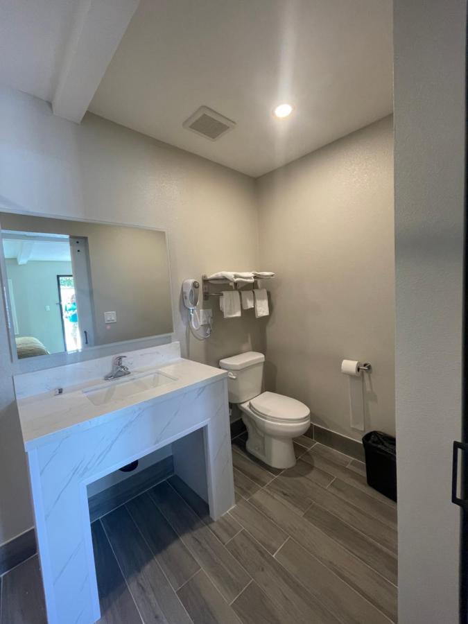 לוס אנג'לס Stadium Inn & Spas מראה חיצוני תמונה